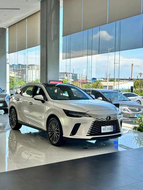 凌志lx300报价及图片(凌志suvrx300h价格)