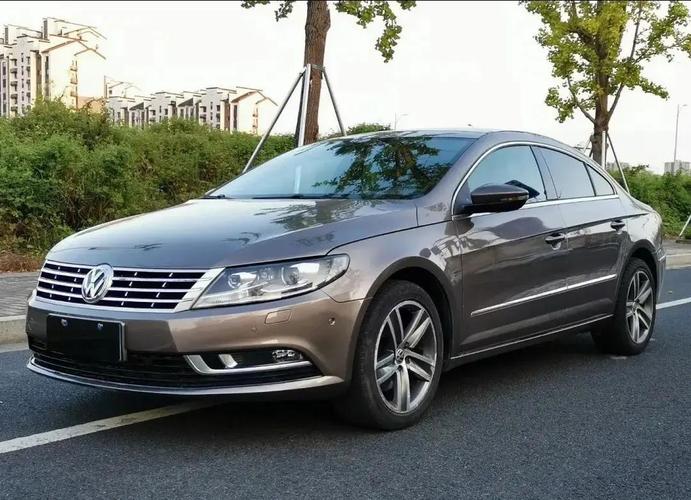 【大众有一款单开门的小轿跑,大众有一款单开门的小轿跑叫什么】