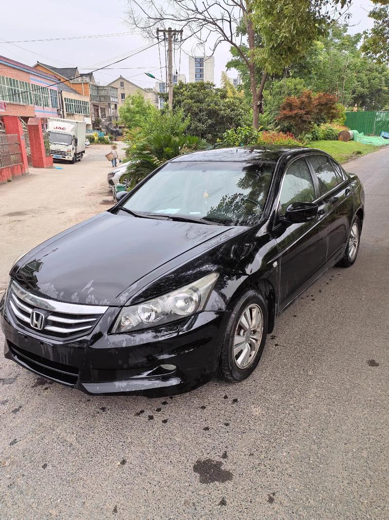 12款雅阁二手车多少钱 雅阁2012款二手车市场价格