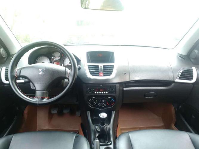 标致207三厢整备质量(标致207三厢整备质量多少)