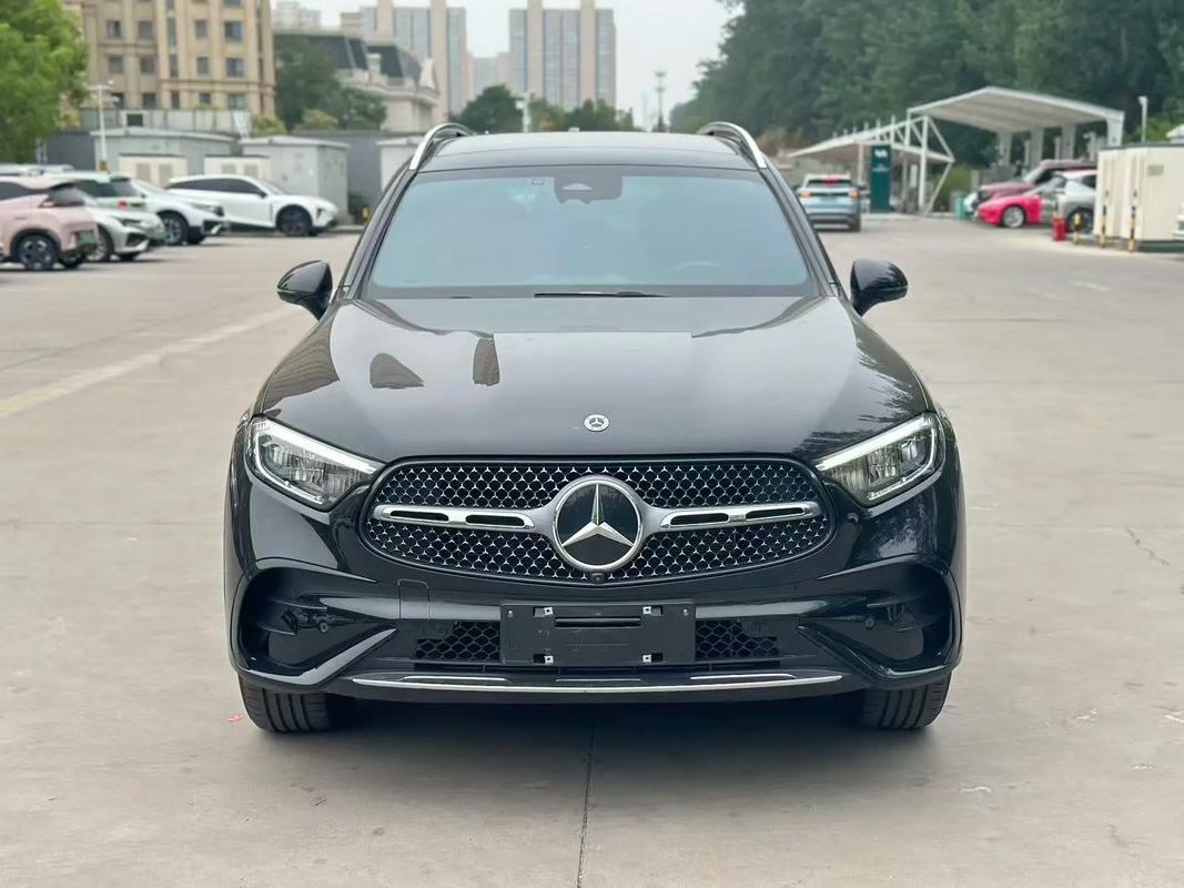 奔驰glc2024款报价及图片 奔驰glc2021款报价