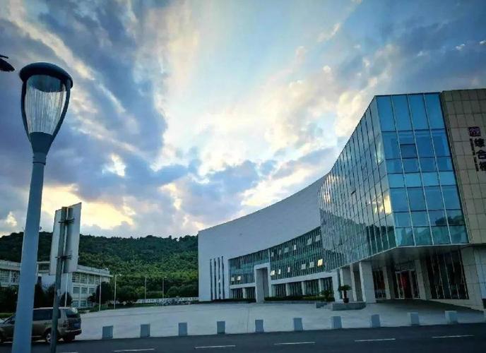 苏州大学文正学院(苏州大学文正学院是公办还是民办)